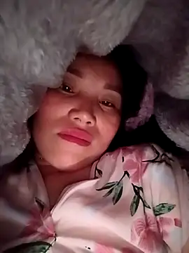 Snapshot of yu--yo chatting on 04-02-26, 02:26 yu--yo online show from 04-02-26, 02:26