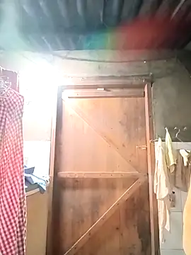 Snapshot of yu--yo chatting on 04-04-26, 01:08 yu--yo online show from 04-04-26, 01:08