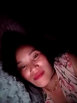 Snapshot of yu--yo chatting on 04-08-26, 04:51 yu--yo online show from 04-08-26, 04:51