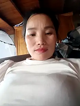 Snapshot of yu--yo chatting on 04-09-26, 05:40 yu--yo online show from 04-09-26, 05:40