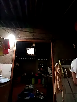 Snapshot of yu--yo chatting on 04-09-26, 11:21 yu--yo online show from 04-09-26, 11:21