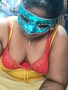 Snapshot of divyasree1431 chatting on 01-15-26, 07:13 divyasree1431 online show from 01-15-26, 07:13