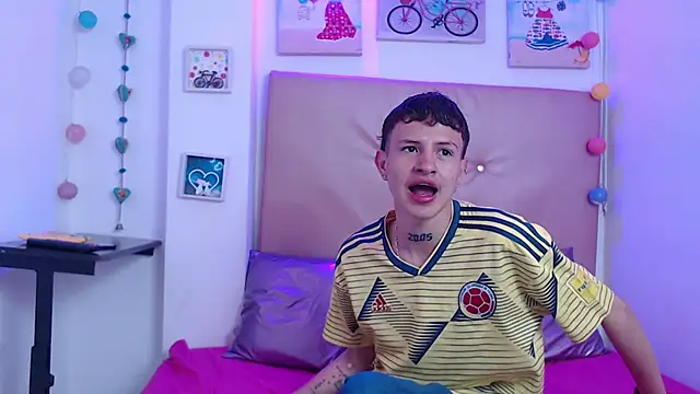 iam  lukas   online show from 01-14-26, 01:39