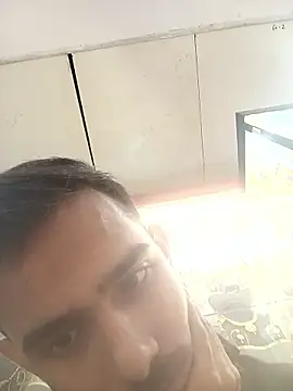 Snapshot of Rajkuma12345 chatting on 01-10-26, 06:15 Rajkuma12345 online show from 01-10-26, 06:15