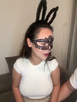 Snapshot of xMelyxX chatting on 02-15-26, 09:22 xMelyxX online show from 02-15-26, 09:22