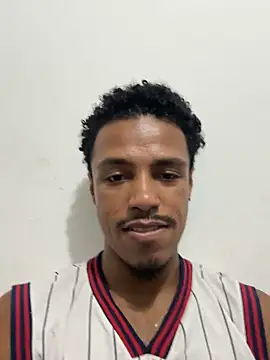 Snapshot of LorenzoBlack27 chatting on 02-26-26, 12:31 LorenzoBlack27 online show from 02-26-26, 12:31