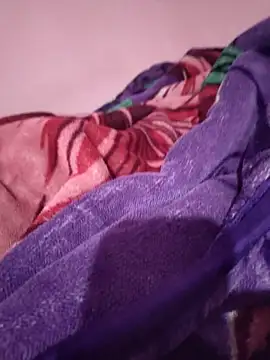 Snapshot of indiahunter chatting on 02-09-26, 04:44 indiahunter online show from 02-09-26, 04:44