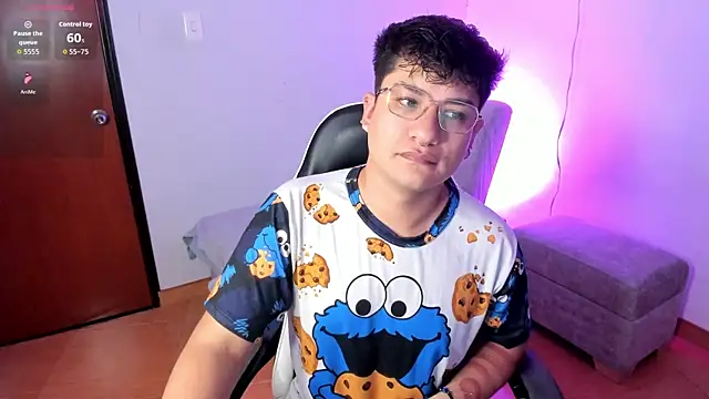 Theo Rowan online show from 01-13-26, 09:25