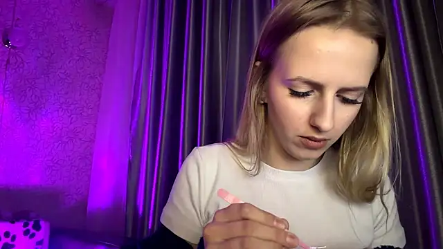 Snapshot of JeannettaIltzsch chatting on 02-06-26, 09:07 JeannettaIltzsch online show from 02-06-26, 09:07