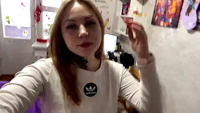 TraciBallena online show from 02-09-26, 07:12