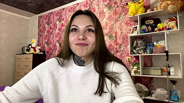 TraciBallena online show from 02-16-26, 05:03