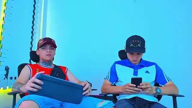 Thomas-Wil online show from 01-12-26, 09:31