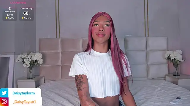 DaisyTaylor   online show from 02-05-26, 01:05