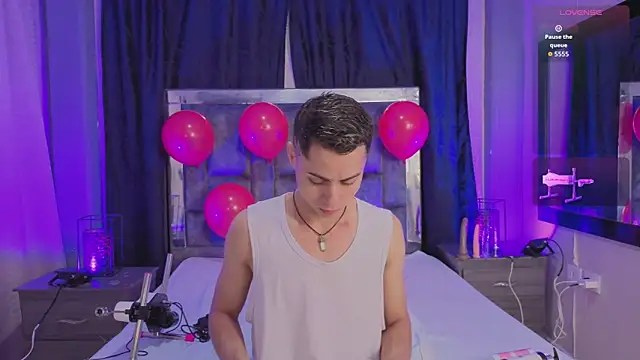 LeoMonnroe online show from 03-01-26, 05:04