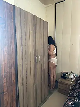 Snapshot of HotNeha08 chatting on 02-07-26, 02:59 HotNeha08 online show from 02-07-26, 02:59