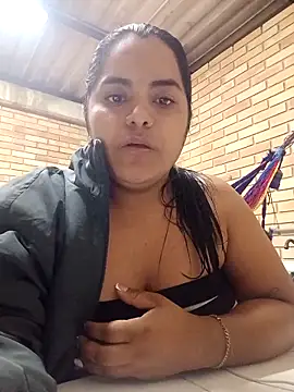 Isabel 3 online show from 02-16-26, 12:40