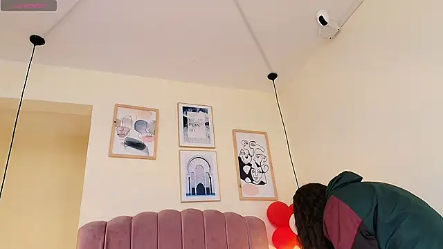 Hanabie  online show from 02-24-26, 03:15