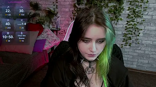 Snapshot of RubyMyst chatting on 02-14-26, 08:38 RubyMyst online show from 02-14-26, 08:38