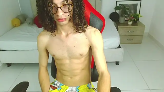 Axel fox77 online show from 01-12-26, 11:54