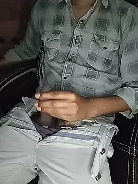 Snapshot of Ravi_Free_Fire chatting on 01-16-26, 07:23 Ravi Free Fire online show from 01-16-26, 07:23