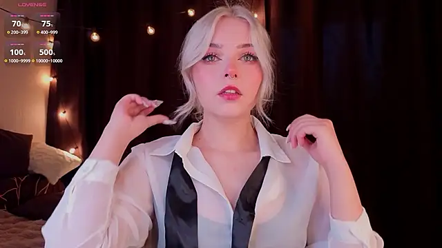 ShyniAlice online show from 02-03-26, 03:59