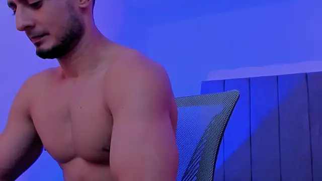 Adonys Lewis  online show from 02-26-26, 04:33