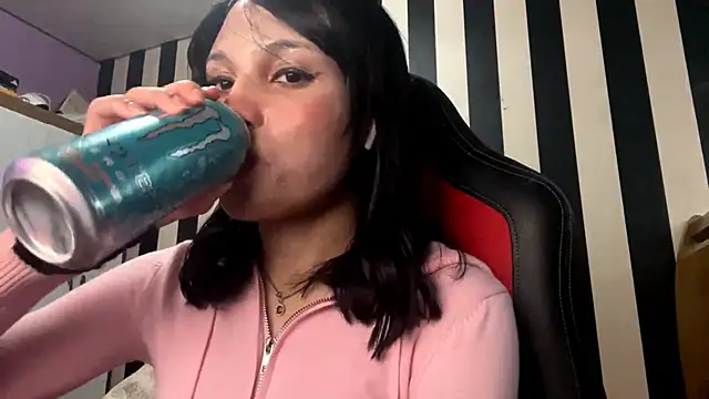 CheriseKurtzeborn online show from 01-17-26, 09:07