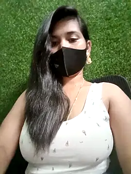 Snapshot of Nithyatamil chatting on 01-31-26, 07:11 Nithyatamil online show from 01-31-26, 07:11