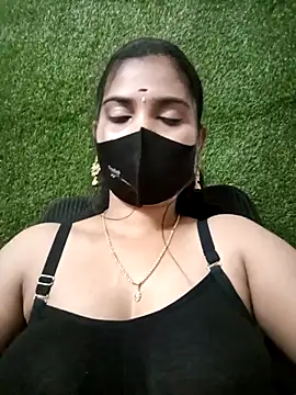 Snapshot of Nithyatamil chatting on 02-09-26, 05:17 Nithyatamil online show from 02-09-26, 05:17