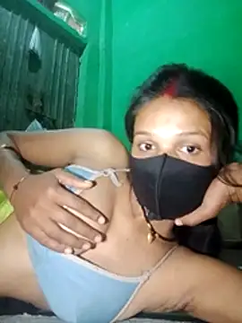 Cutie komal online show from 01-10-26, 04:25