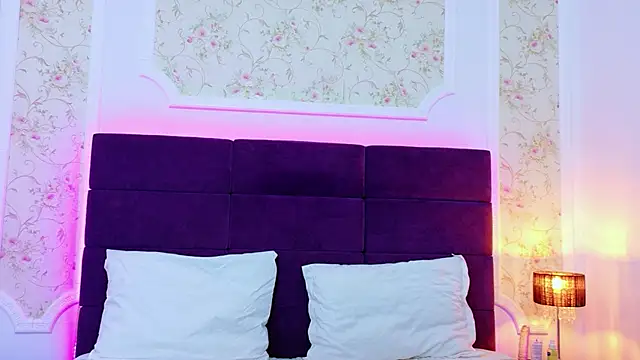 EvelinHill online show from 02-10-26, 05:00