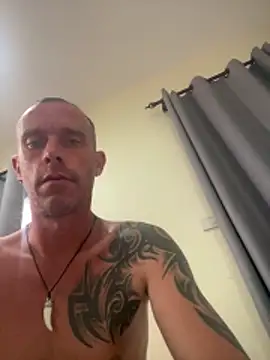 sexytony82 online show from 01-18-26, 08:51