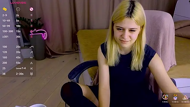 Snapshot of ApheliaStar chatting on 02-04-26, 04:02 ApheliaStar online show from 02-04-26, 04:02