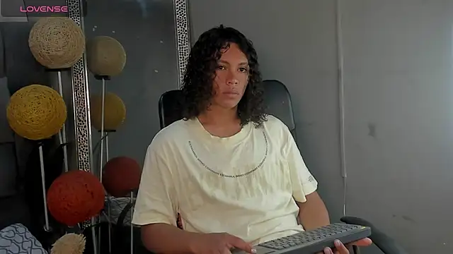 Snapshot of dylaans19 chatting on 02-01-26, 03:10 dylaans19 online show from 02-01-26, 03:10