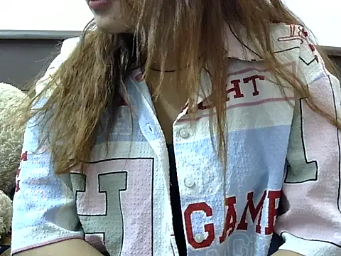 Snapshot of AngelAnaya018 chatting on 02-08-26, 04:32 AngelAnaya018 online show from 02-08-26, 04:32