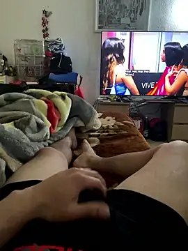 s1m0n18 online show from 01-12-26, 10:42