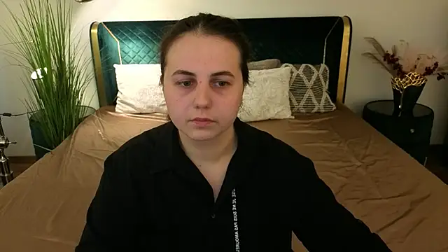 MikaFoxy online show from 04-03-26, 05:38