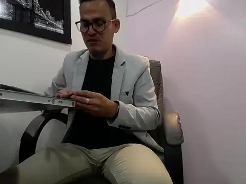 Oswalldo   online show from 02-16-26, 11:39