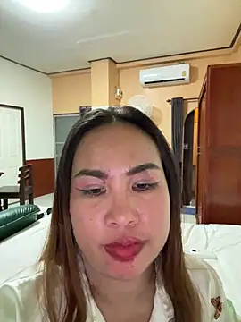 Ponthip online show from 02-06-26, 08:56