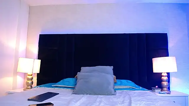 Snapshot of Laurent_Morris chatting on 02-09-26, 02:21 Laurent Morris online show from 02-09-26, 02:21