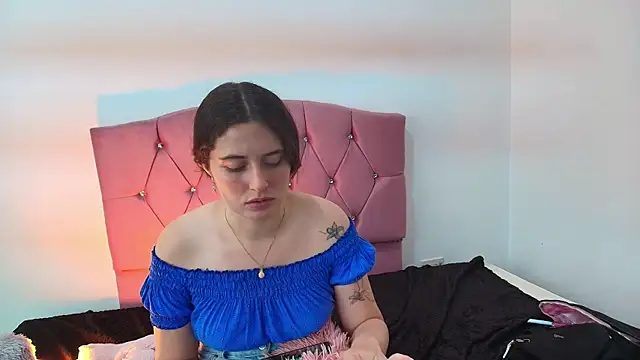 Snapshot of Cherry_Boomxx chatting on 02-19-26, 08:49 Cherry Boomxx online show from 02-19-26, 08:49