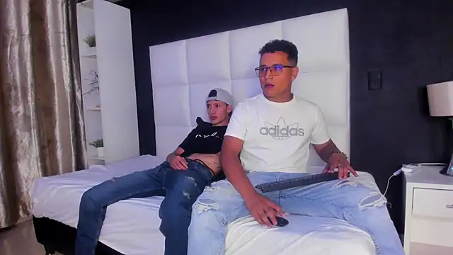 Alejandro Tom online show from 01-11-26, 03:22