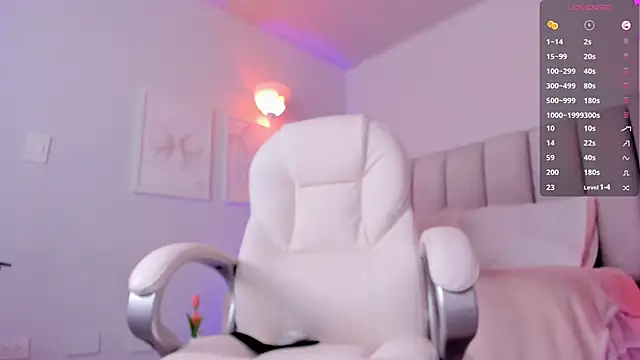 your alina18 online show from 01-13-26, 01:00