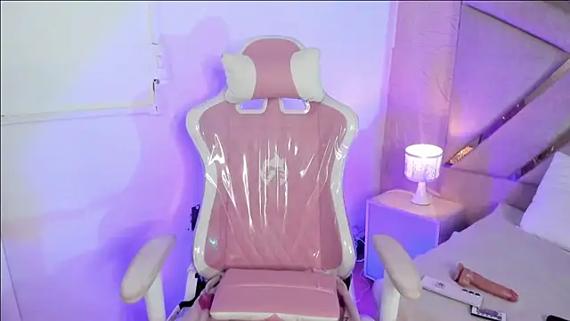 gemma roberts  online show from 02-23-26, 01:36