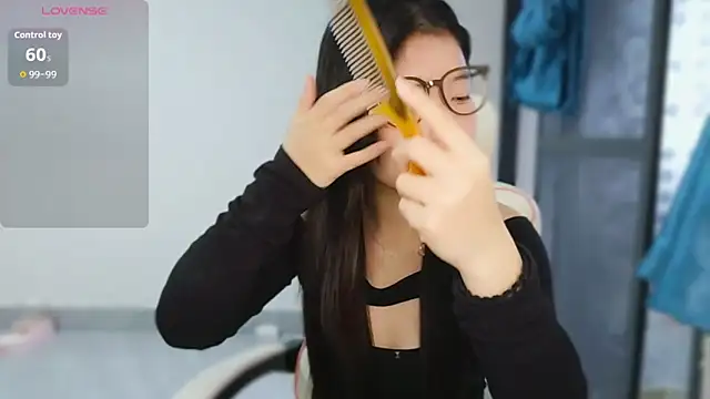 -XiaoYu-777 online show from 02-24-26, 08:34