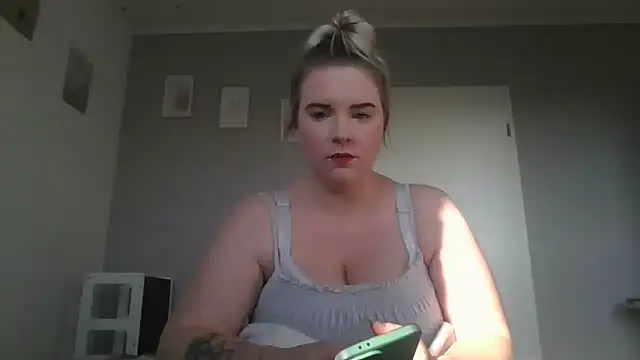 MinchenBienchen98 online show from 02-15-26, 10:03