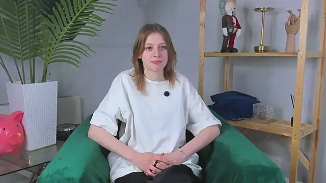 ChereeMoreles online show from 01-11-26, 01:27