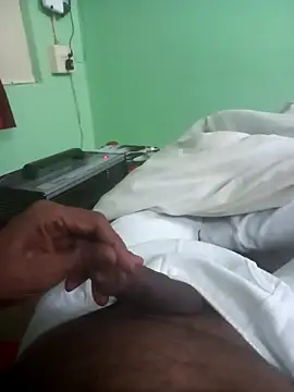 Snapshot of deshi9inch9 chatting on 01-31-26, 08:07 deshi9inch9 online show from 01-31-26, 08:07