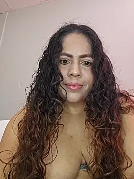 Snapshot of _Zhamira chatting on 02-05-26, 03:16 Zhamira online show from 02-05-26, 03:16