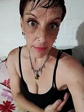 Snapshot of Juguetonafogosa5 chatting on 02-04-26, 10:47 Juguetonafogosa5 online show from 02-04-26, 10:47